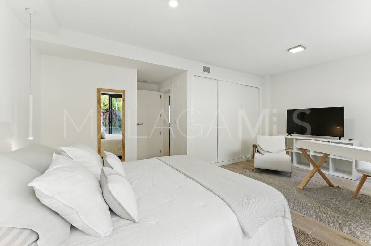 Erdgeschosswohnung for sale in Estepona