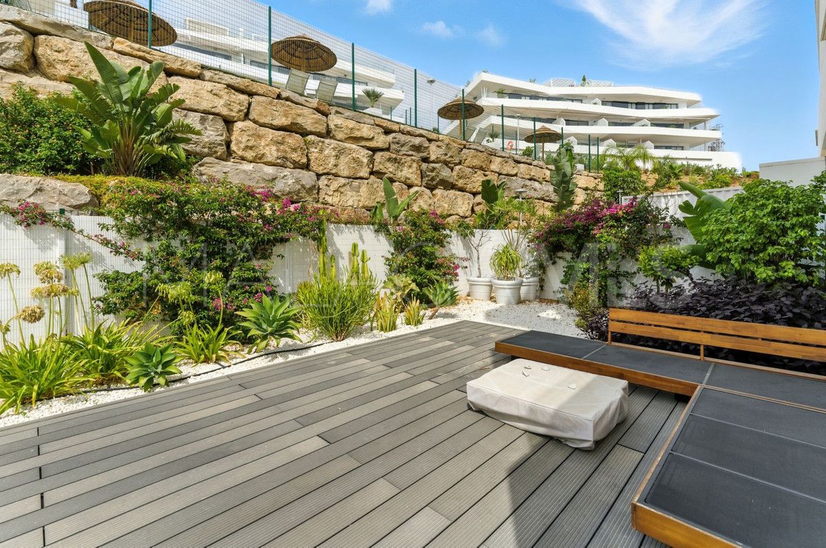 Erdgeschosswohnung for sale in Estepona
