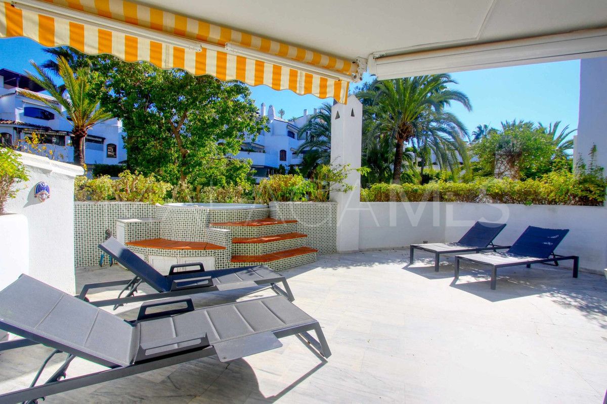 Appartement rez de chaussée for sale in Elviria