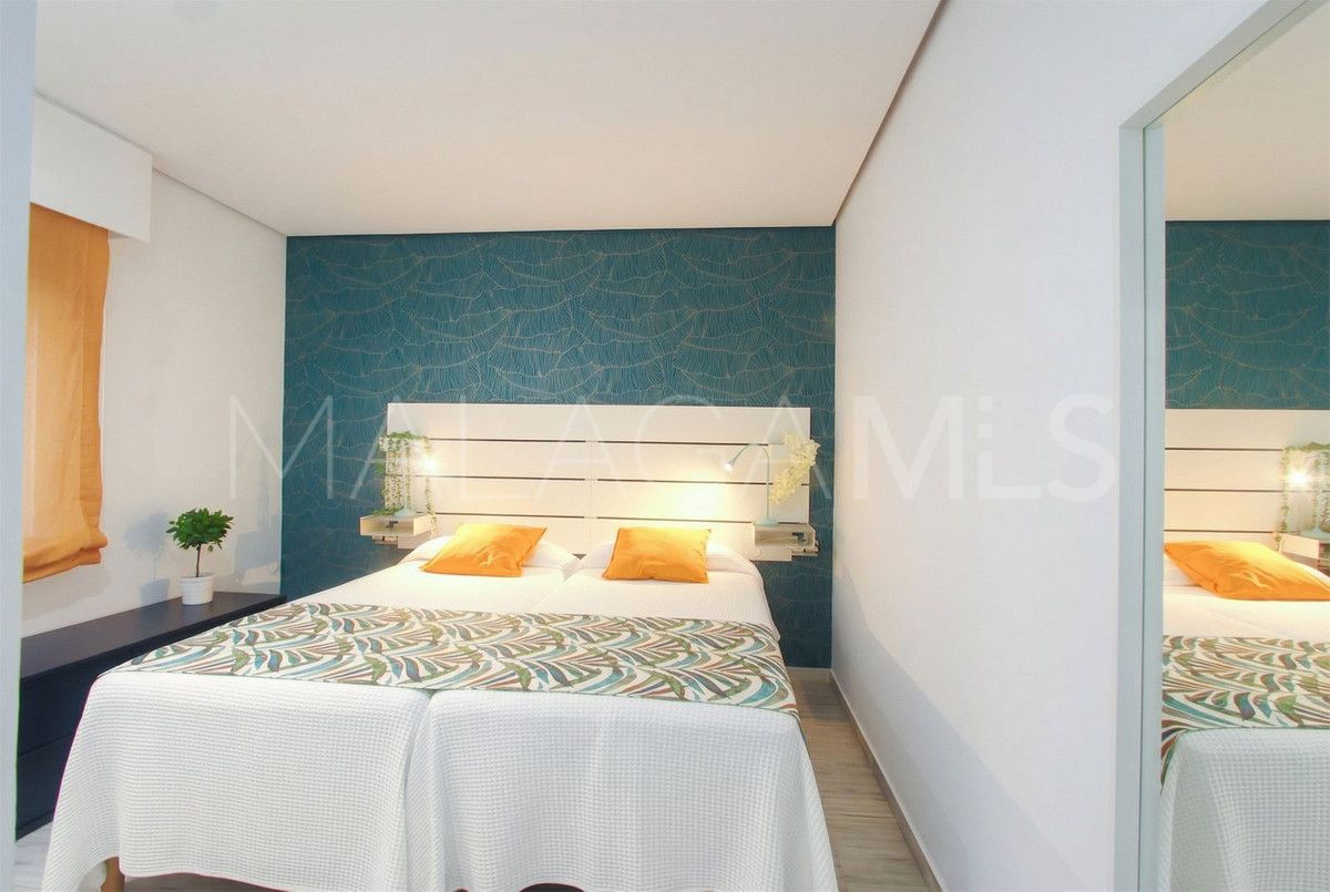 Apartamento planta baja for sale in Elviria
