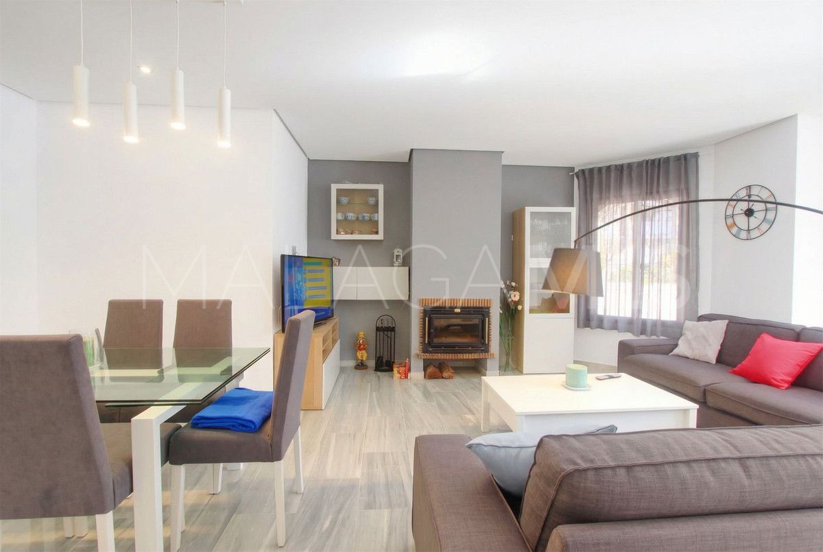 Apartamento planta baja for sale in Elviria