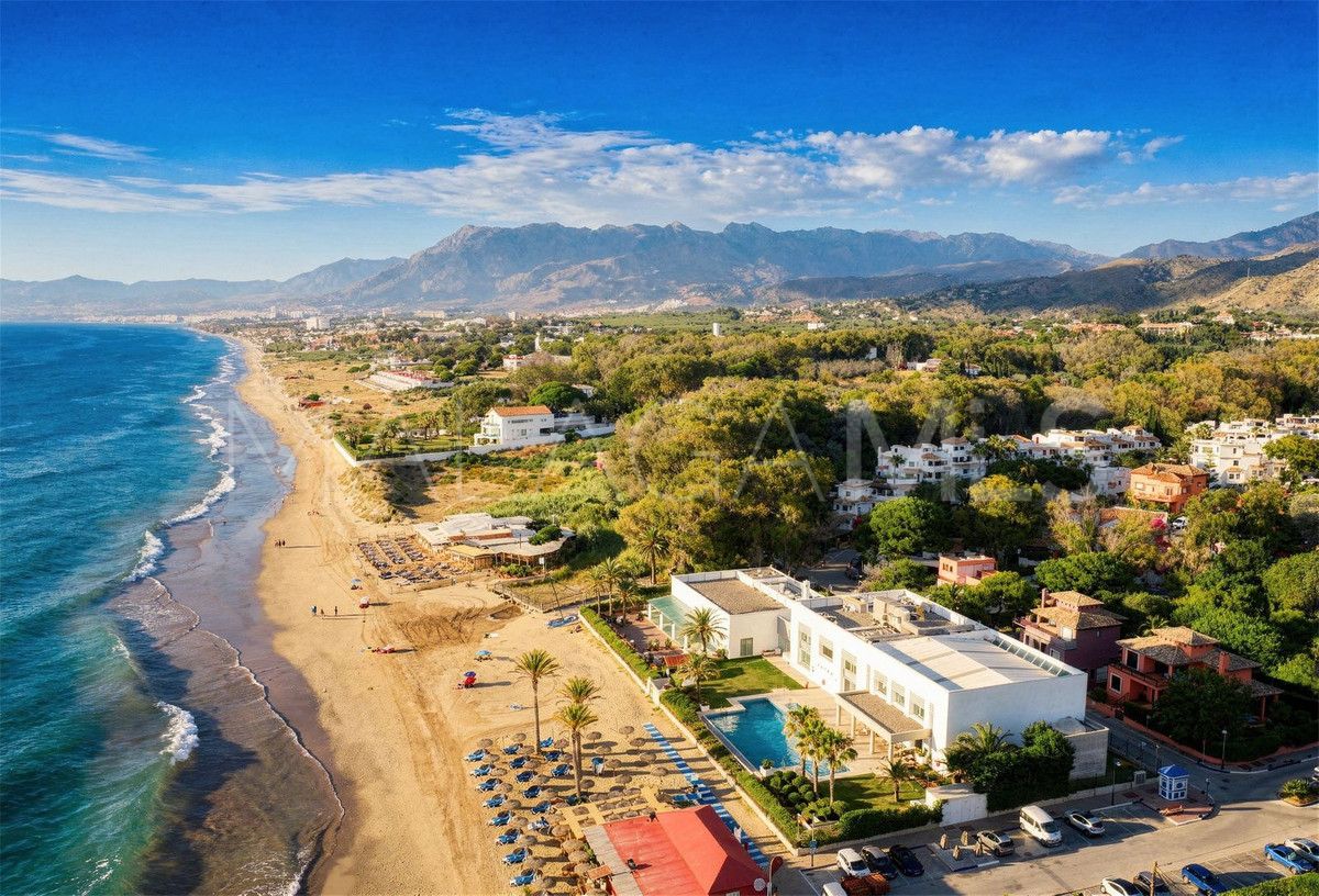 Apartamento planta baja for sale in Elviria