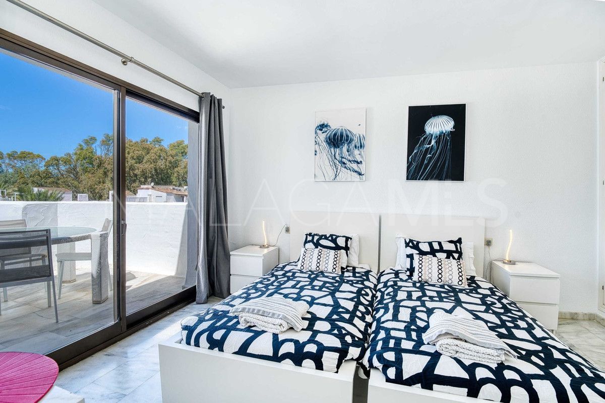 Penthaus for sale in Elviria
