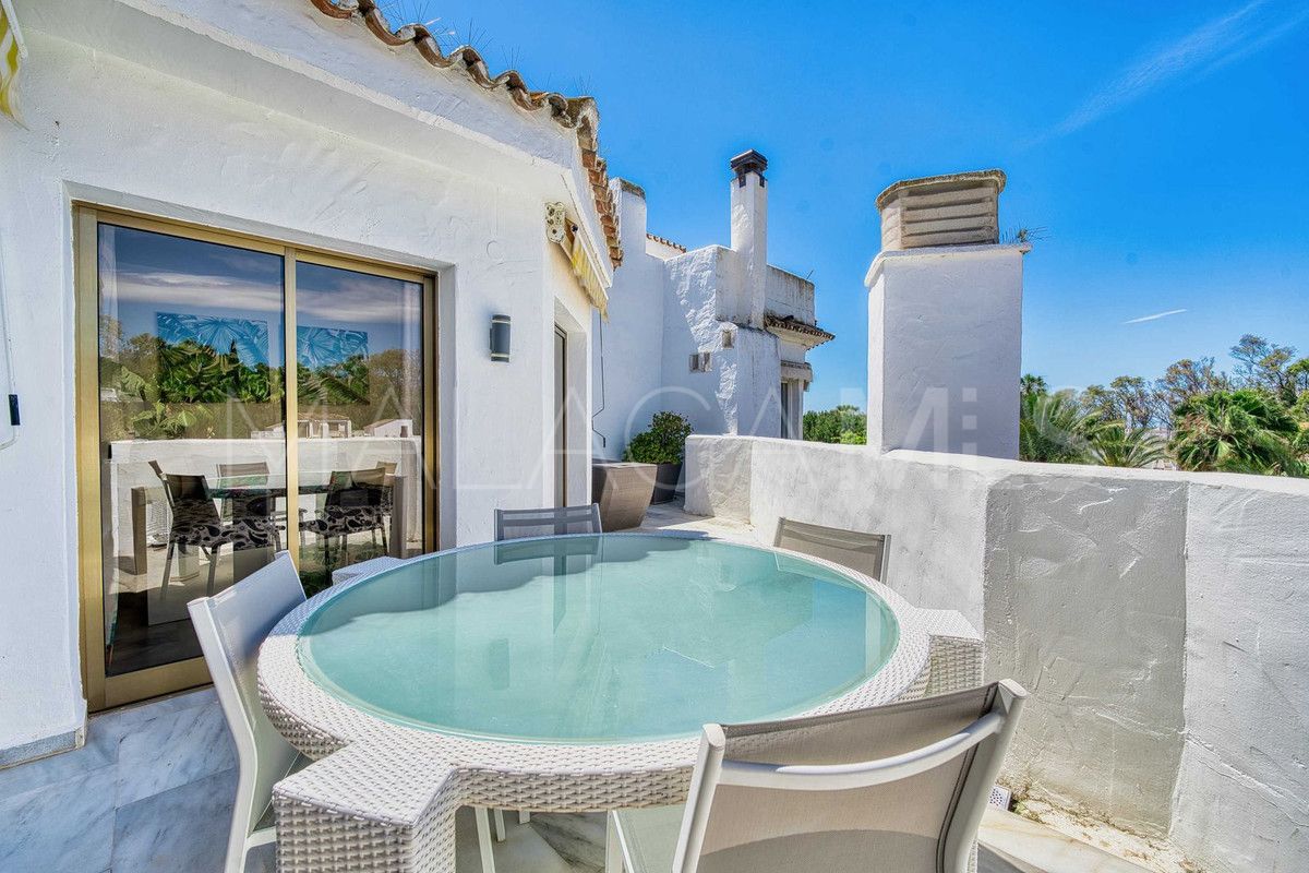 Penthaus for sale in Elviria