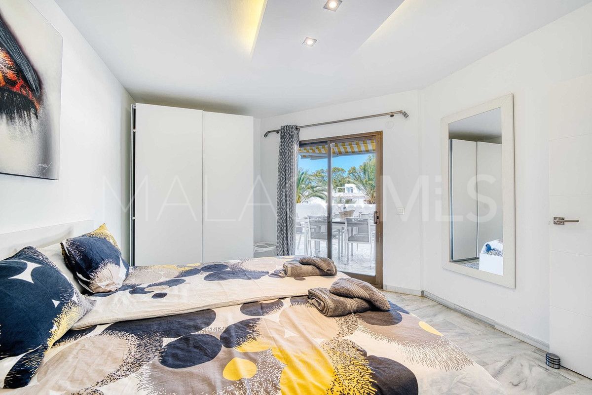Penthaus for sale in Elviria
