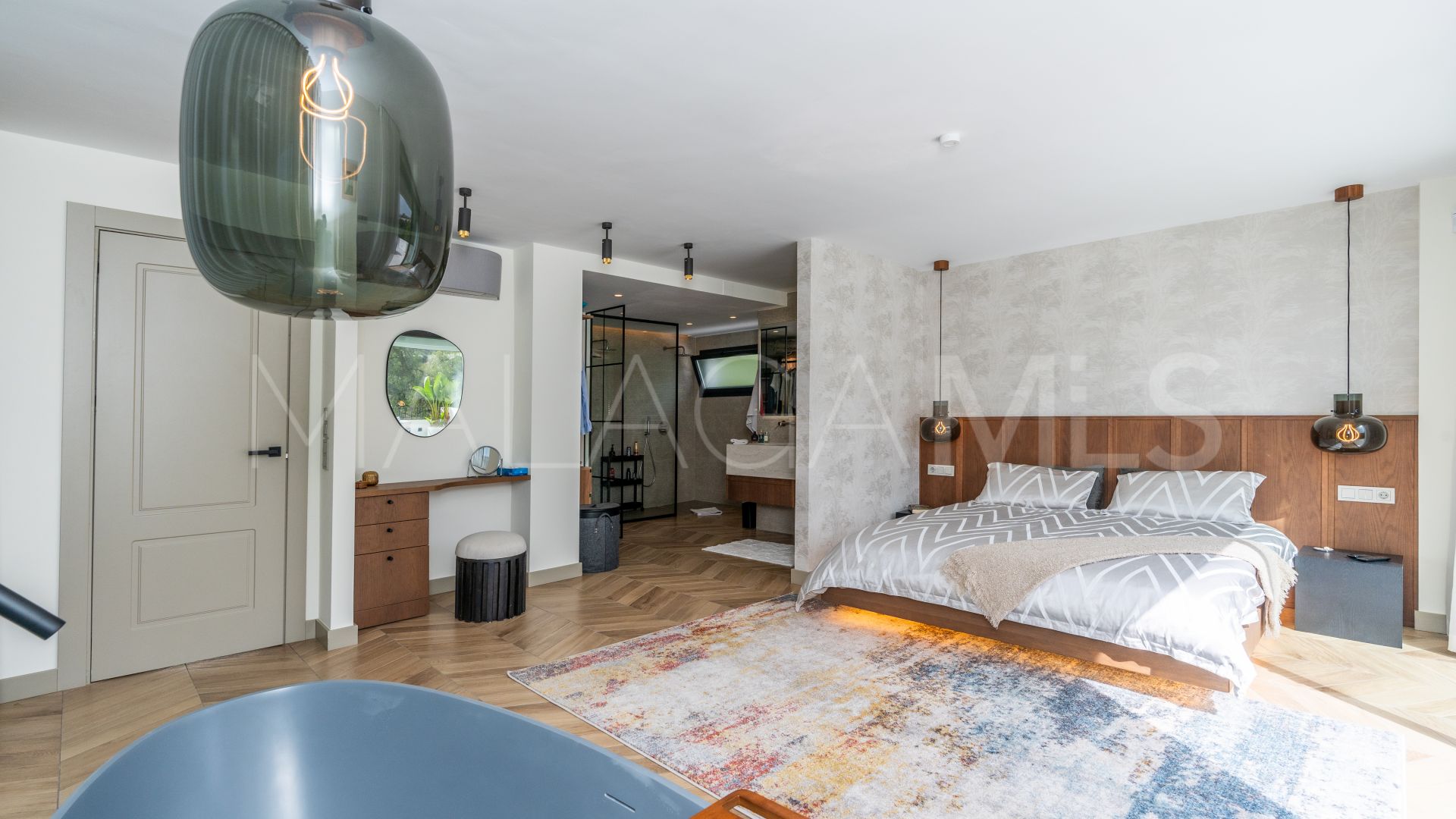 Villa for sale in Los Naranjos Hill Club