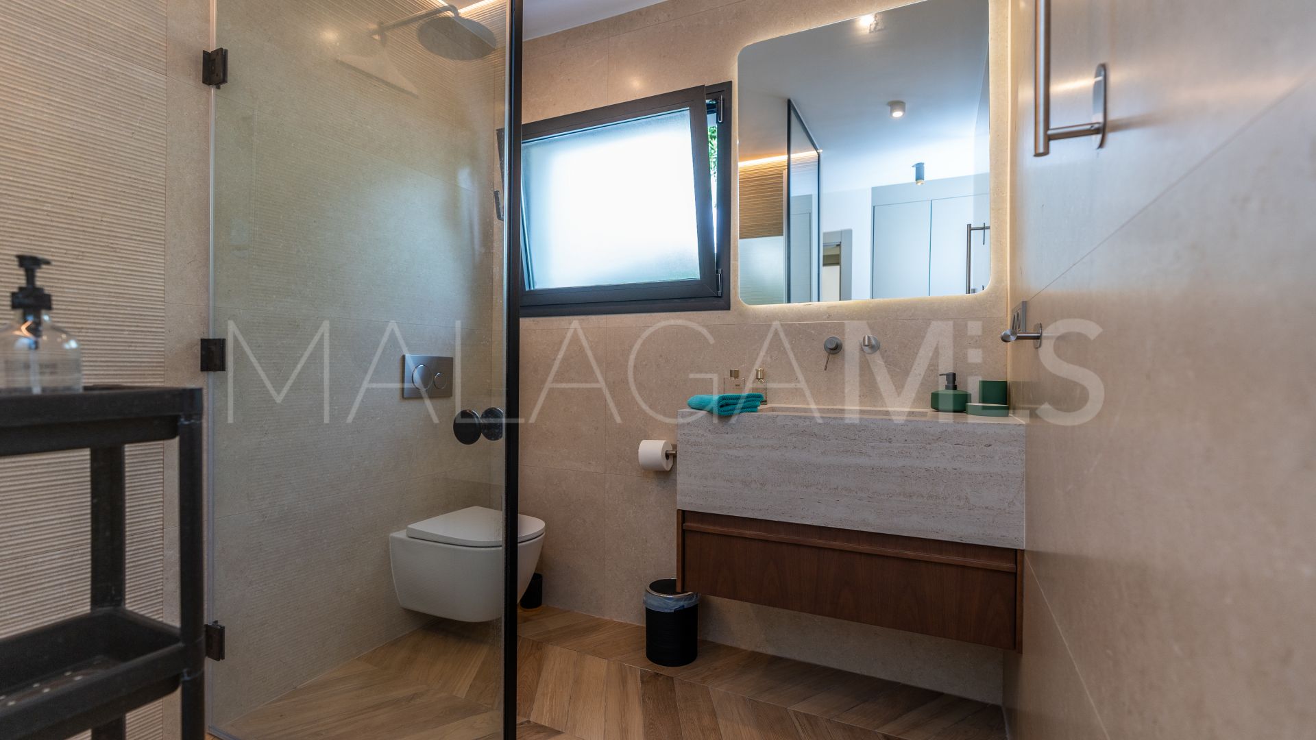 Villa for sale in Los Naranjos Hill Club