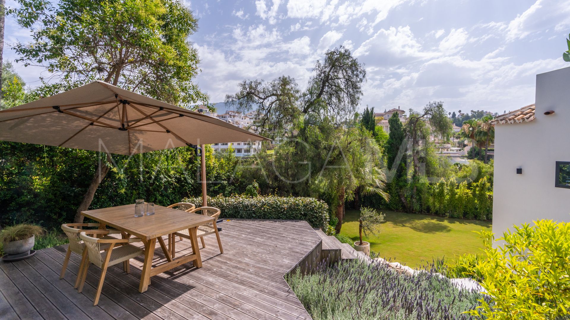 Villa for sale in Los Naranjos Hill Club