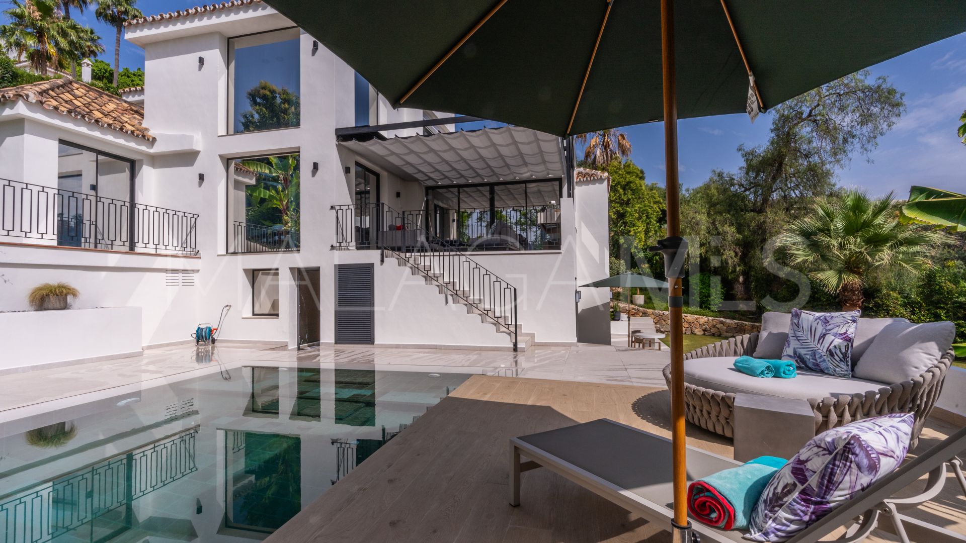 Villa for sale in Los Naranjos Hill Club