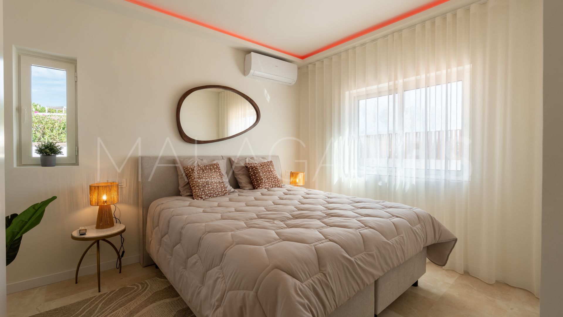 Haus for sale in Guadalmina Alta