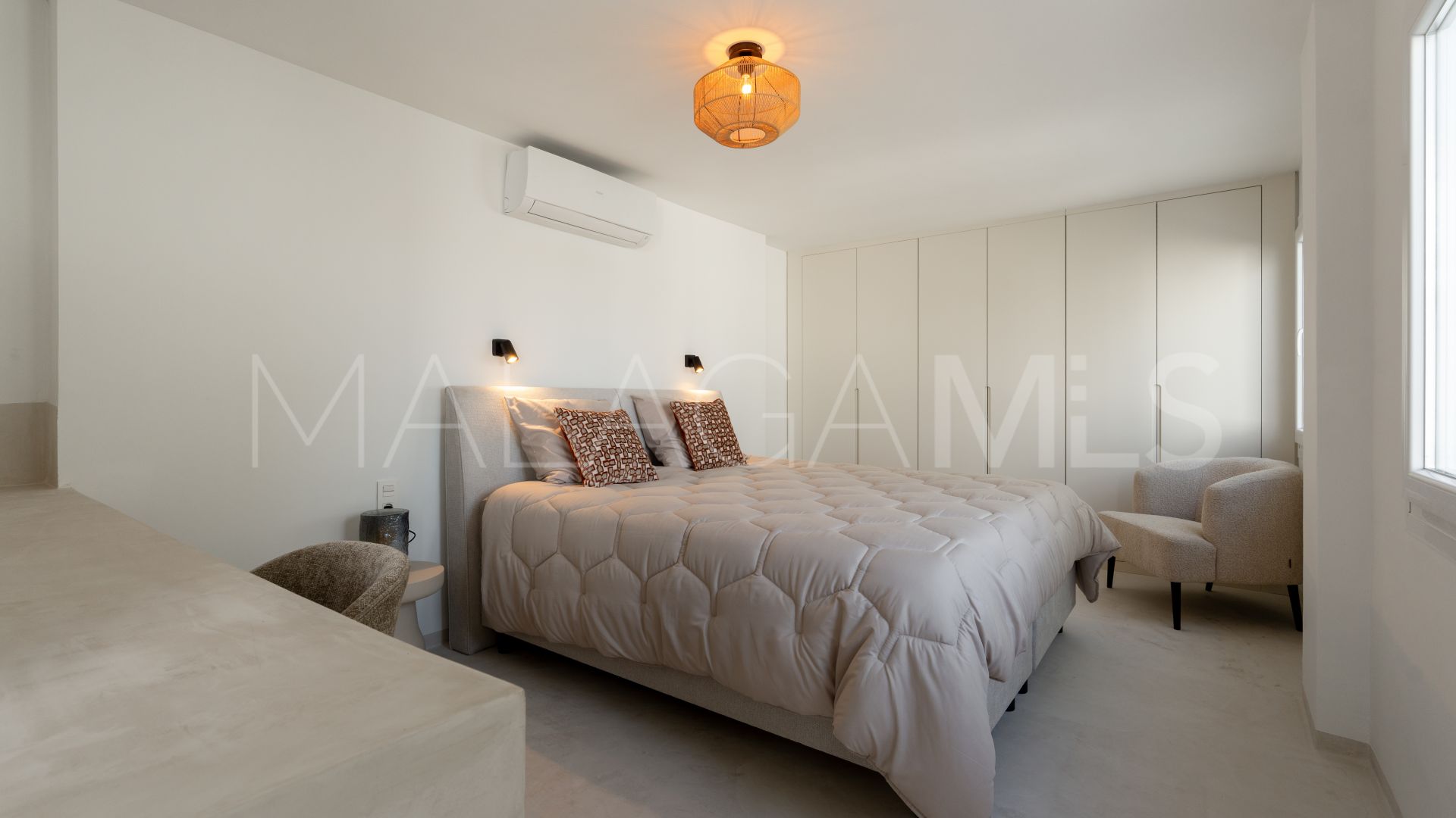 Haus for sale in Guadalmina Alta