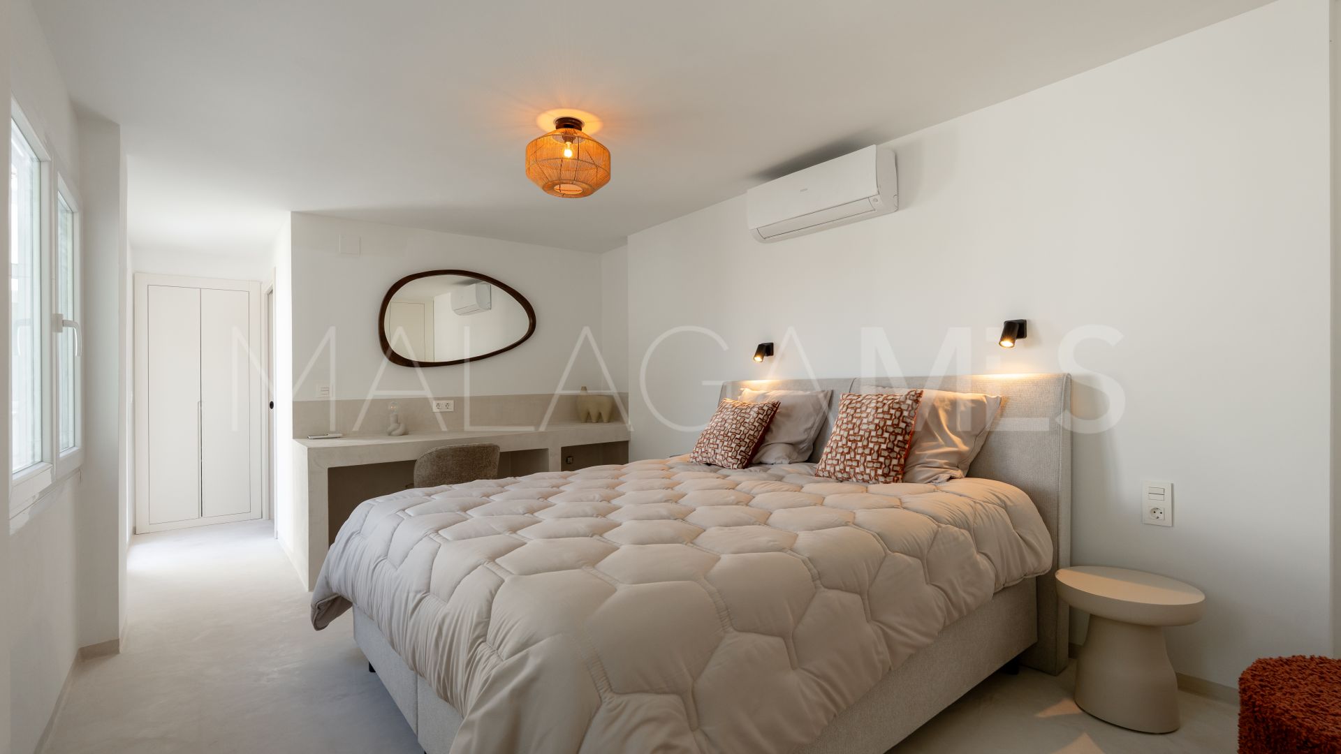 Haus for sale in Guadalmina Alta