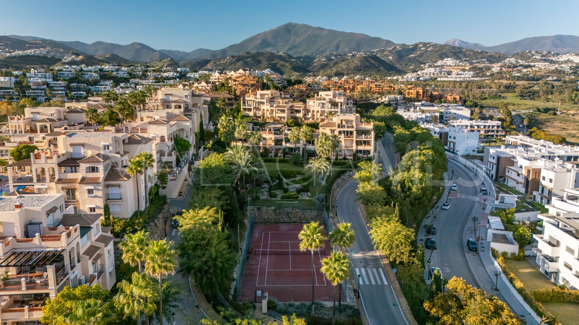 For sale duplex penthouse with 2 bedrooms in Atalaya