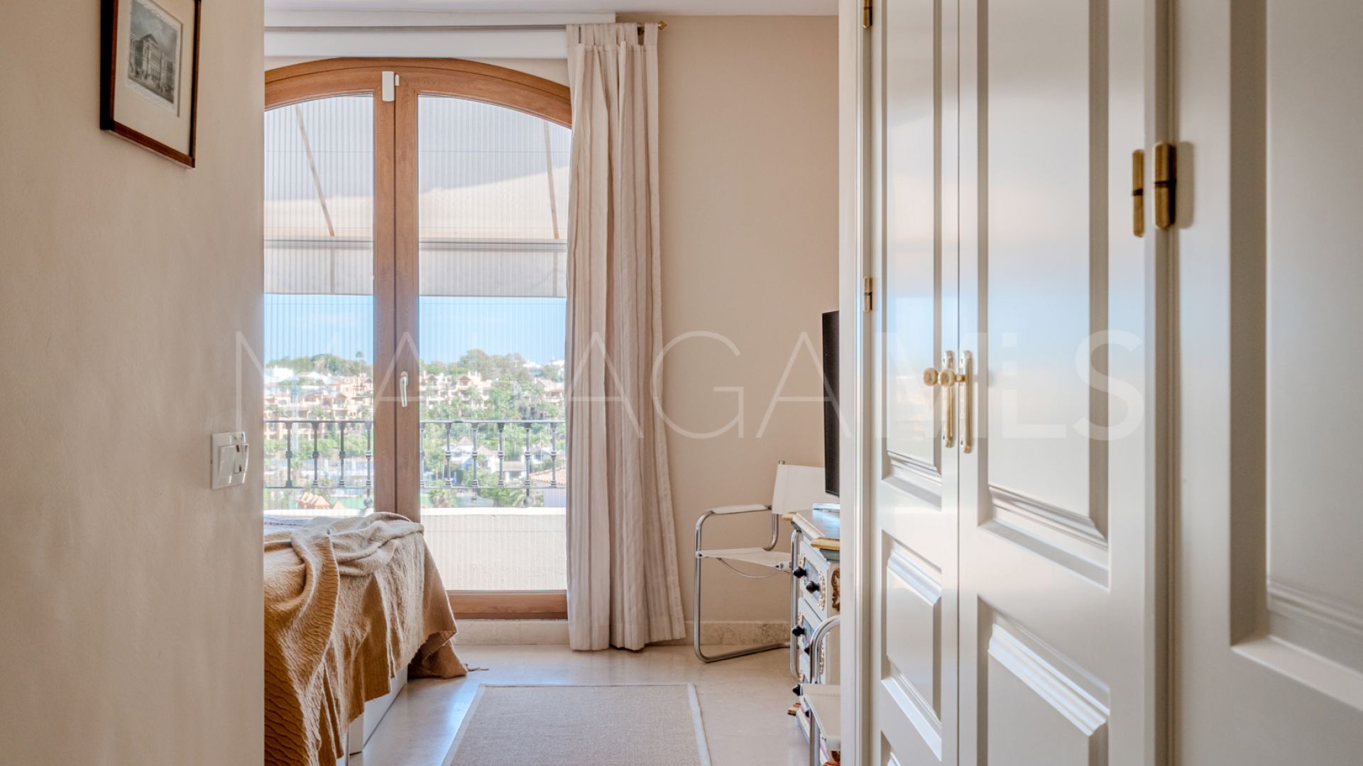 Maison de ville for sale in Estepona