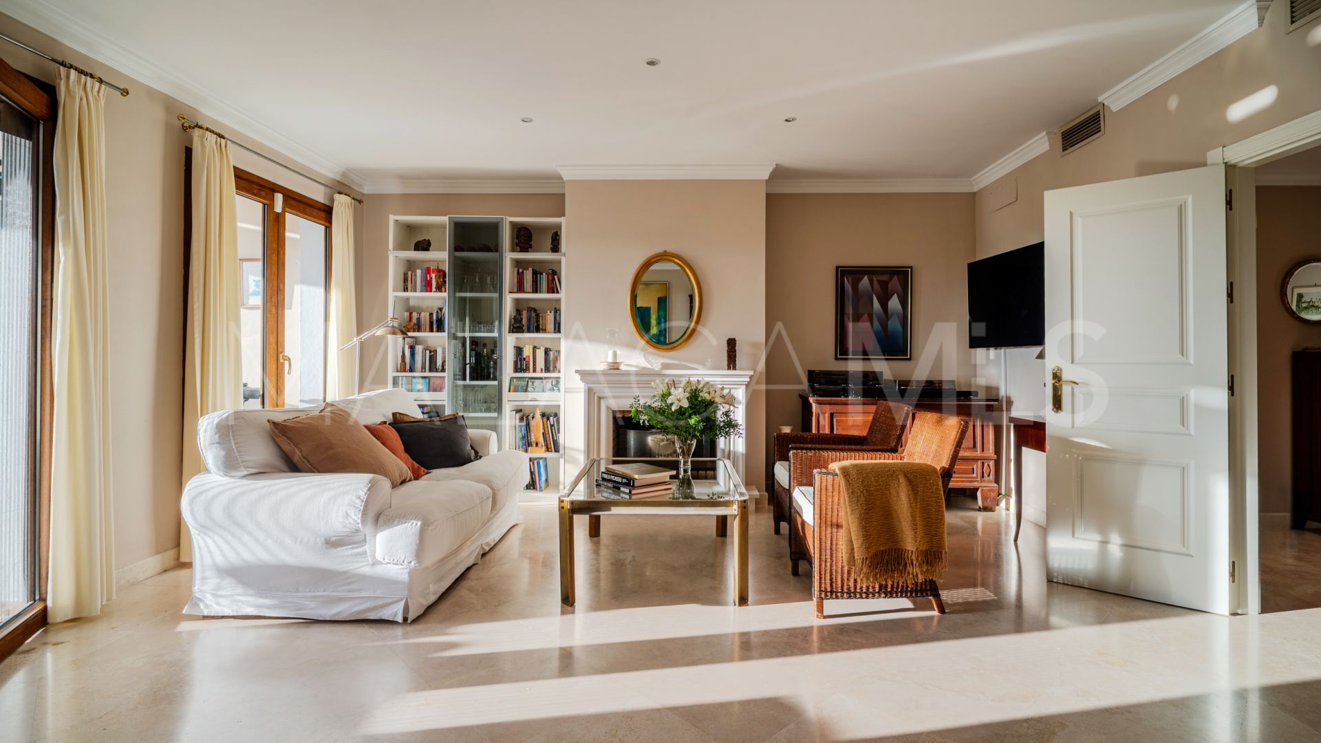 Maison de ville for sale in Estepona