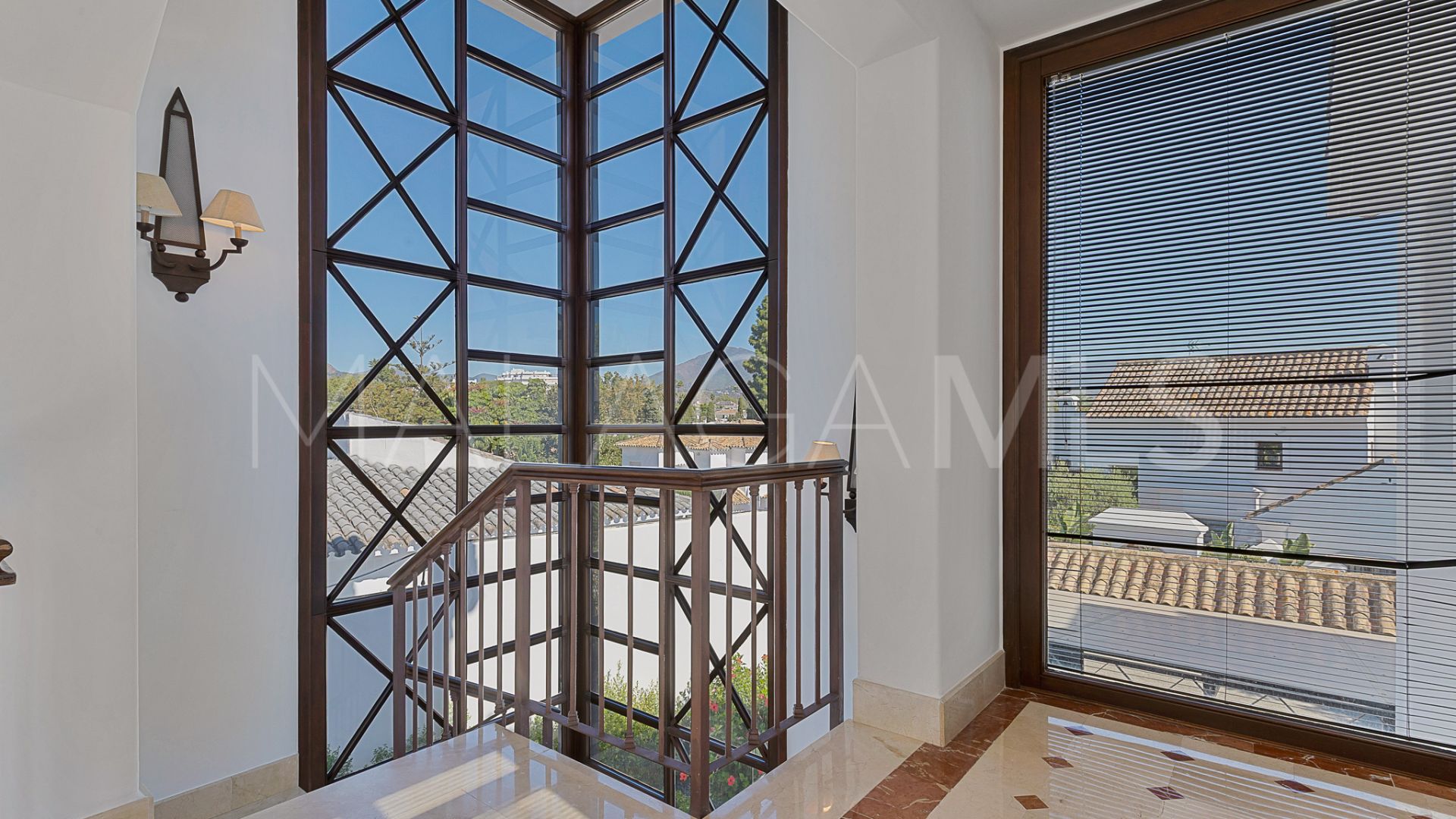 Villa for sale in Guadalmina Alta
