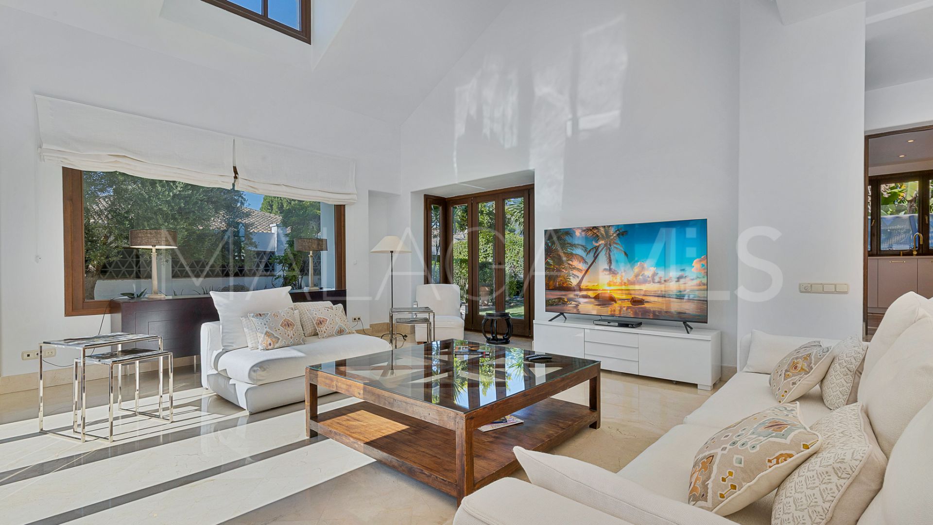 Villa for sale in Guadalmina Alta