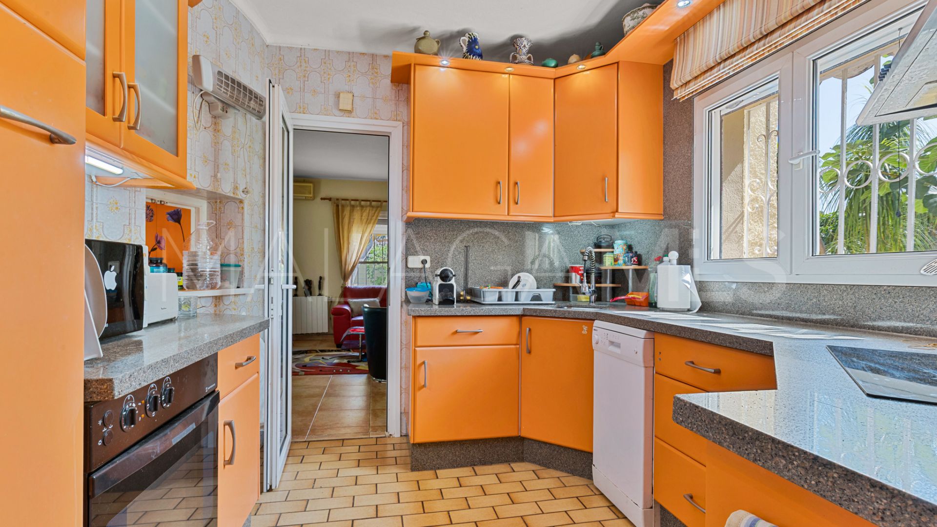 Hus i byn for sale in Costalita