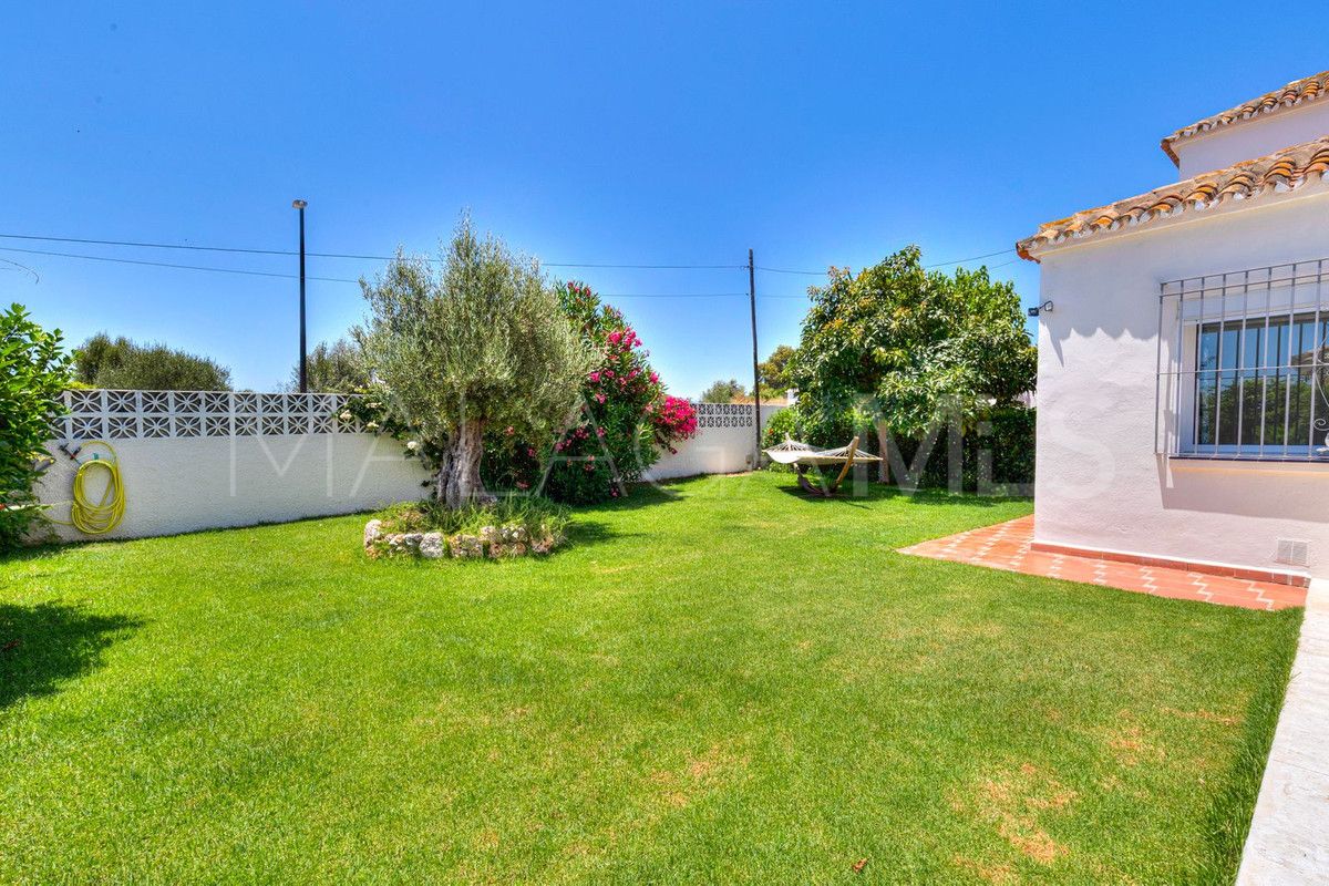 Villa for sale in San Pedro de Alcantara
