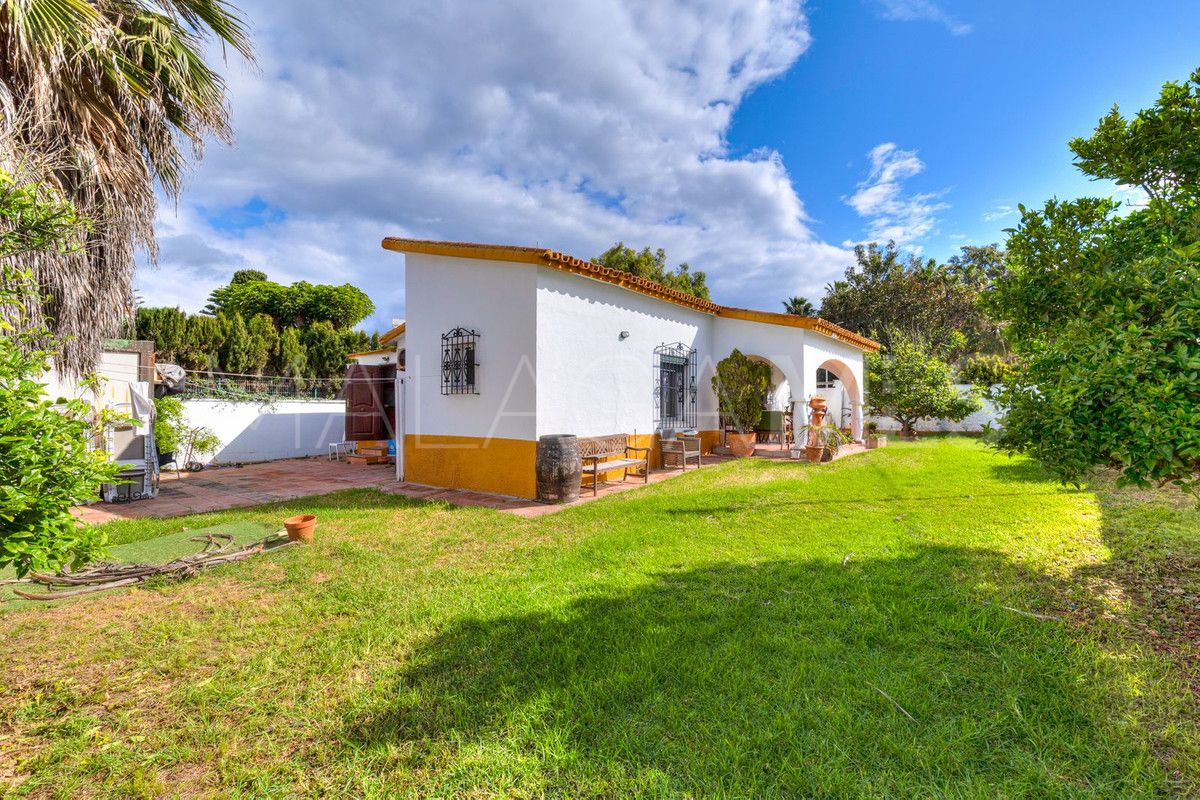 For sale San Pedro de Alcantara villa