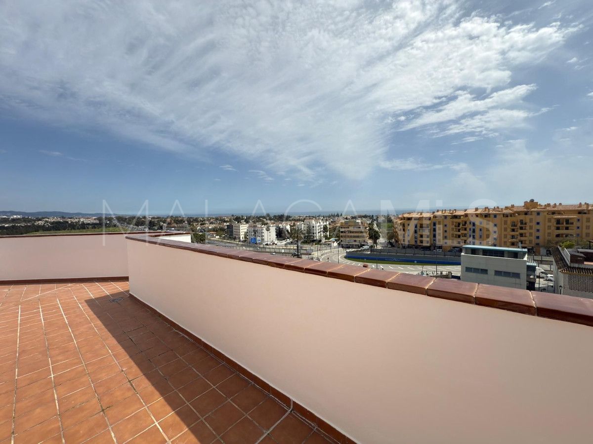Ático a la venta in San Pedro de Alcantara with 3 bedrooms
