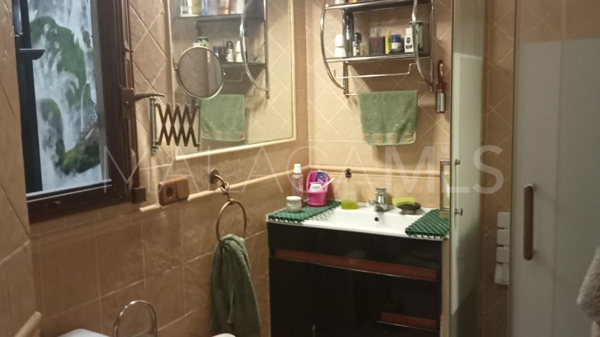 Adosado with 4 bedrooms a la venta in San Pedro de Alcantara