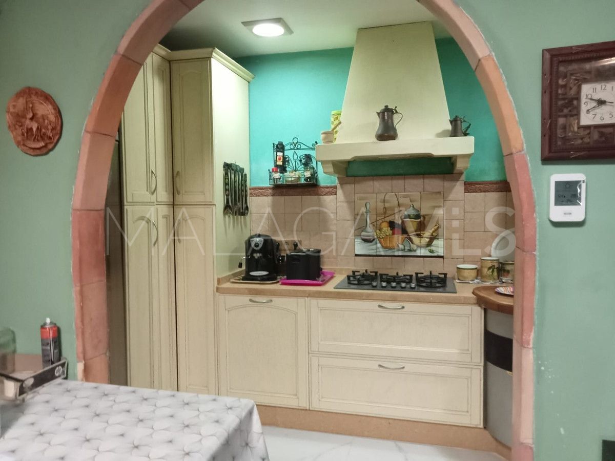 Adosado with 4 bedrooms a la venta in San Pedro de Alcantara