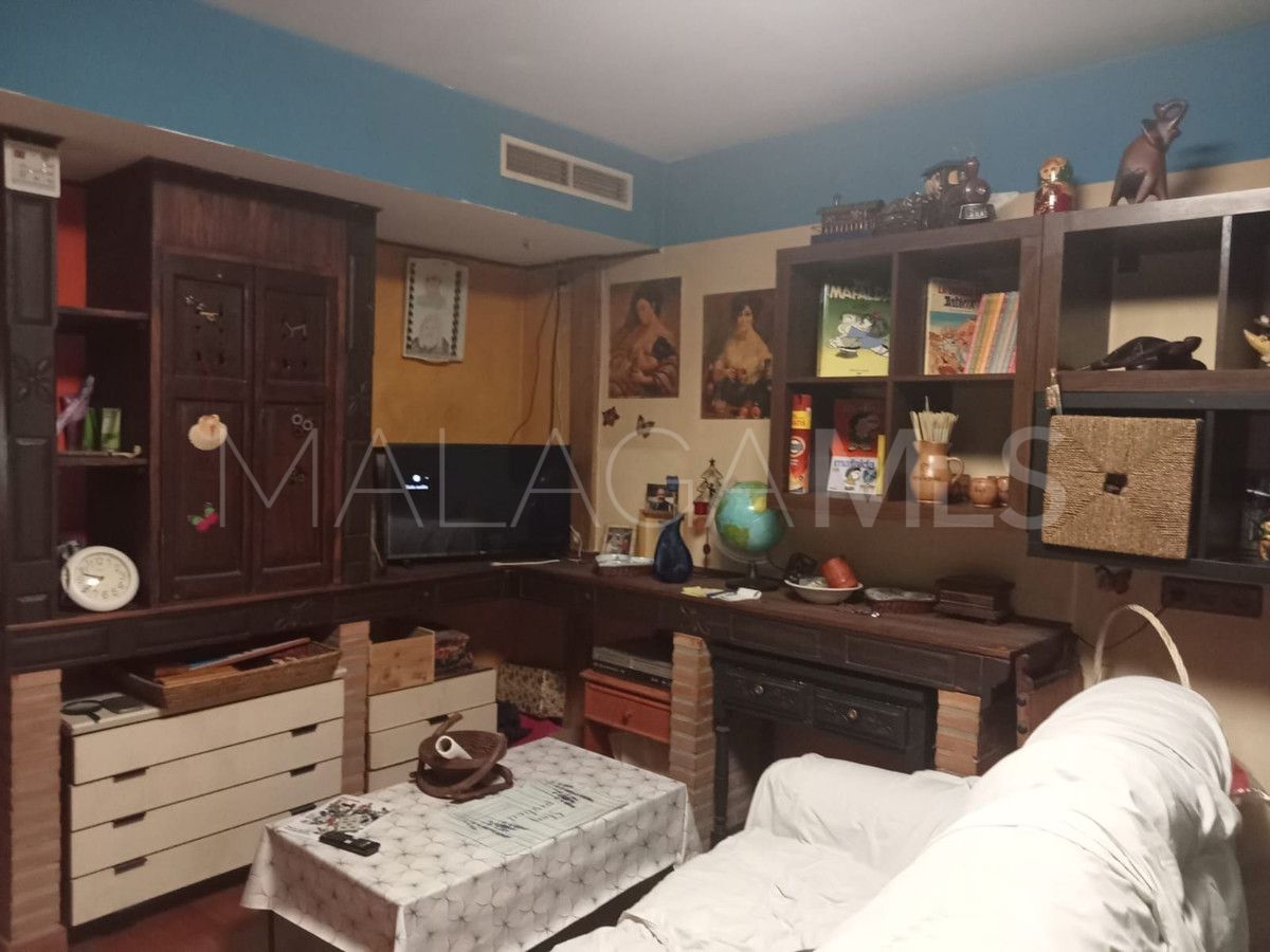 Adosado with 4 bedrooms a la venta in San Pedro de Alcantara