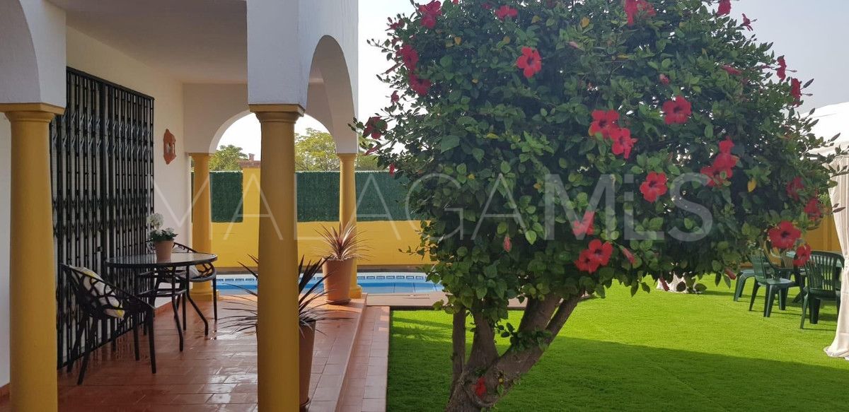 For sale villa in San Pedro de Alcantara with 6 bedrooms