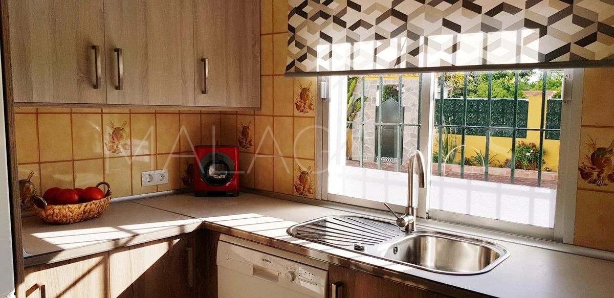 For sale villa in San Pedro de Alcantara with 6 bedrooms