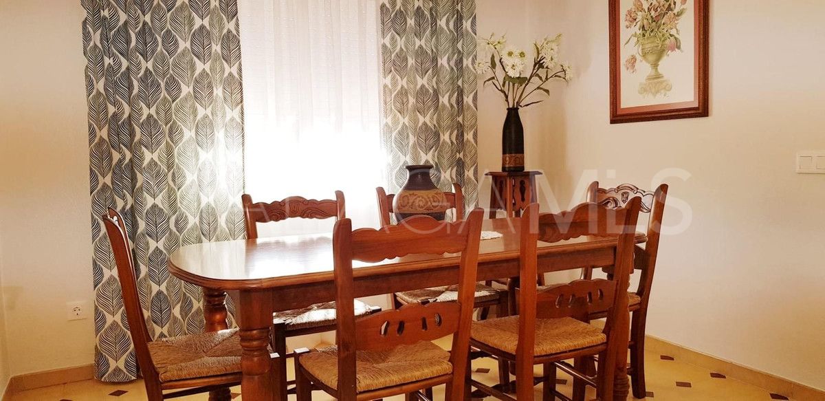 For sale villa in San Pedro de Alcantara with 6 bedrooms