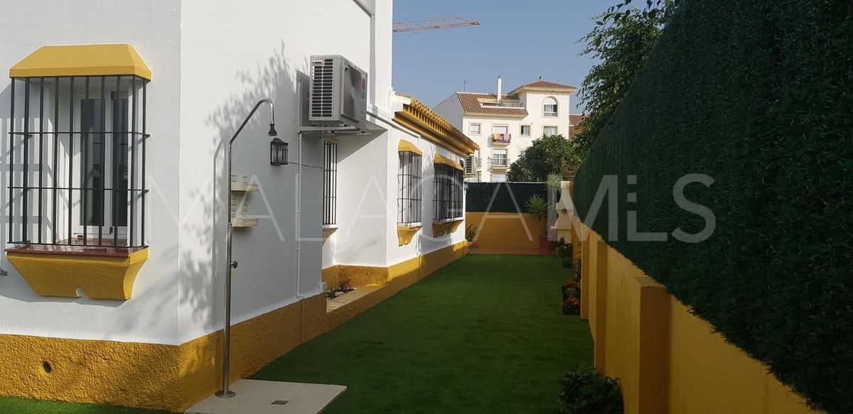 For sale villa in San Pedro de Alcantara with 6 bedrooms