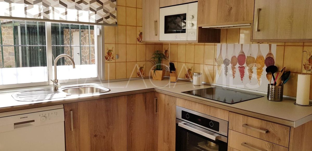 For sale villa in San Pedro de Alcantara with 6 bedrooms