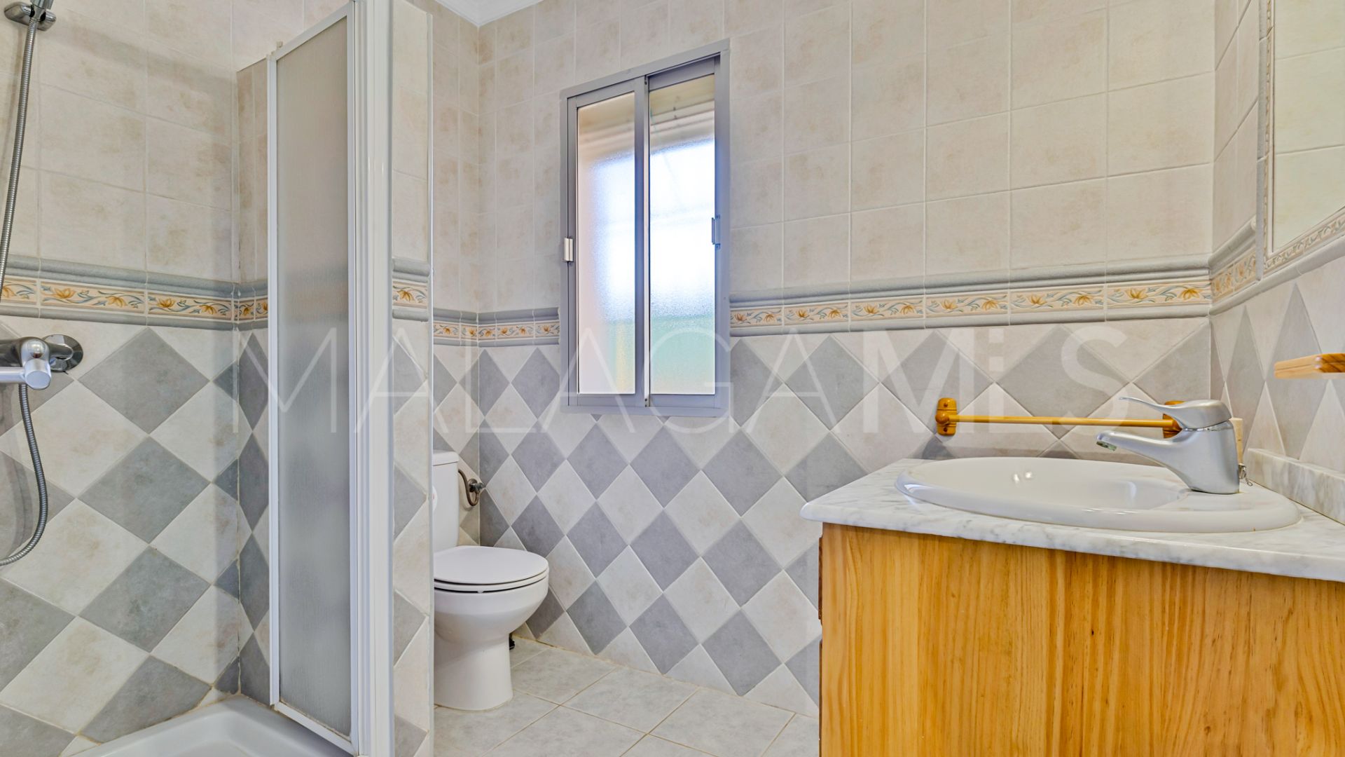 San Pedro de Alcantara, villa with 6 bedrooms for sale