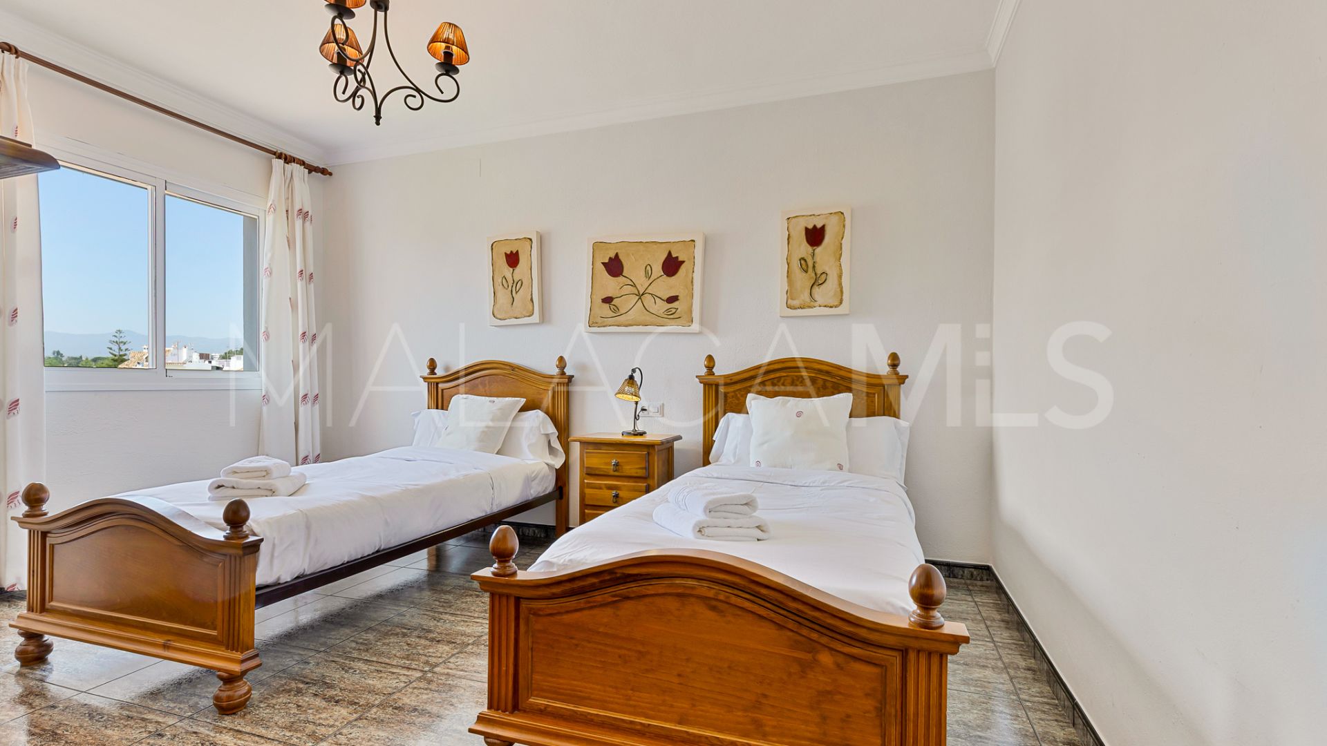 San Pedro de Alcantara, villa with 6 bedrooms for sale