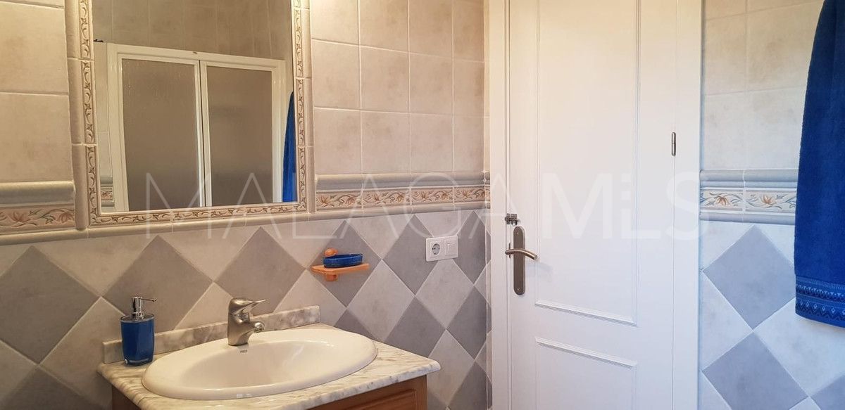 For sale villa in San Pedro de Alcantara with 6 bedrooms