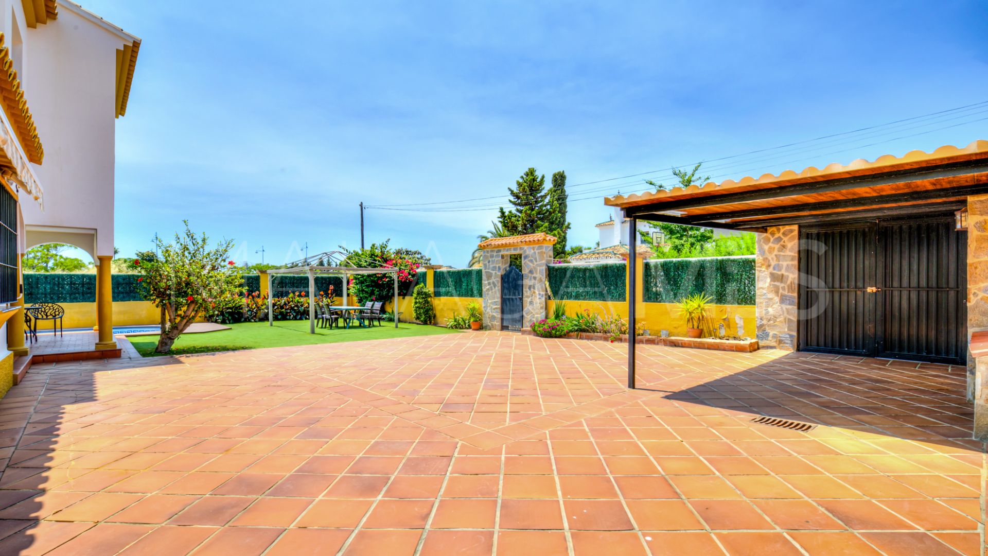 San Pedro de Alcantara, villa with 6 bedrooms for sale