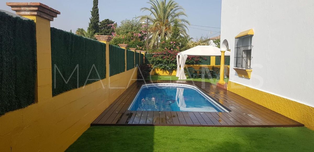 For sale villa in San Pedro de Alcantara with 6 bedrooms