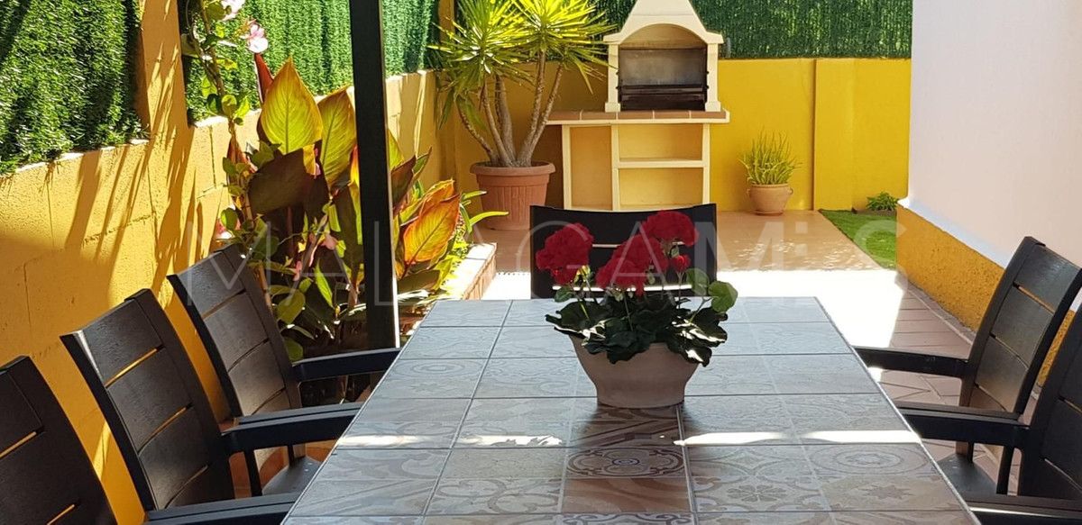 For sale villa in San Pedro de Alcantara with 6 bedrooms