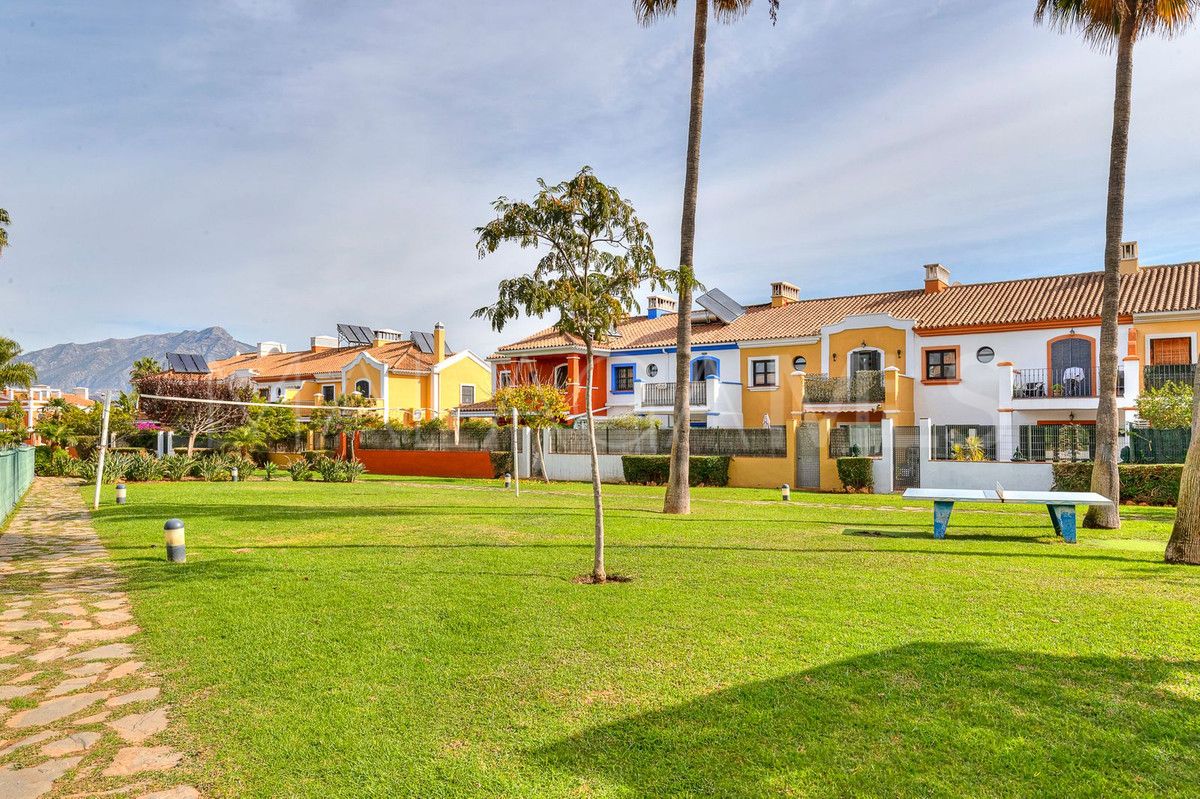 Guadalmina Alta, adosado de 4 bedrooms a la venta