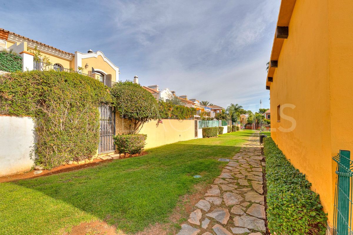 Guadalmina Alta, adosado de 4 bedrooms a la venta