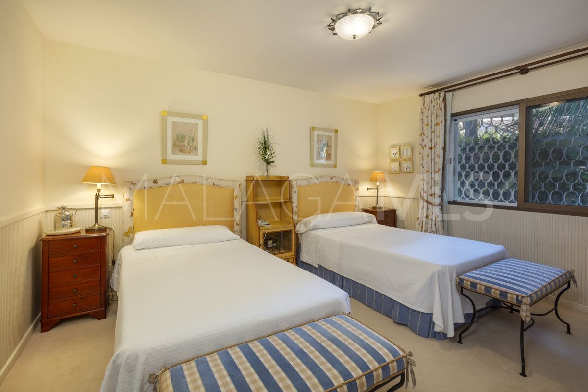 Villa for sale in Marbella City
