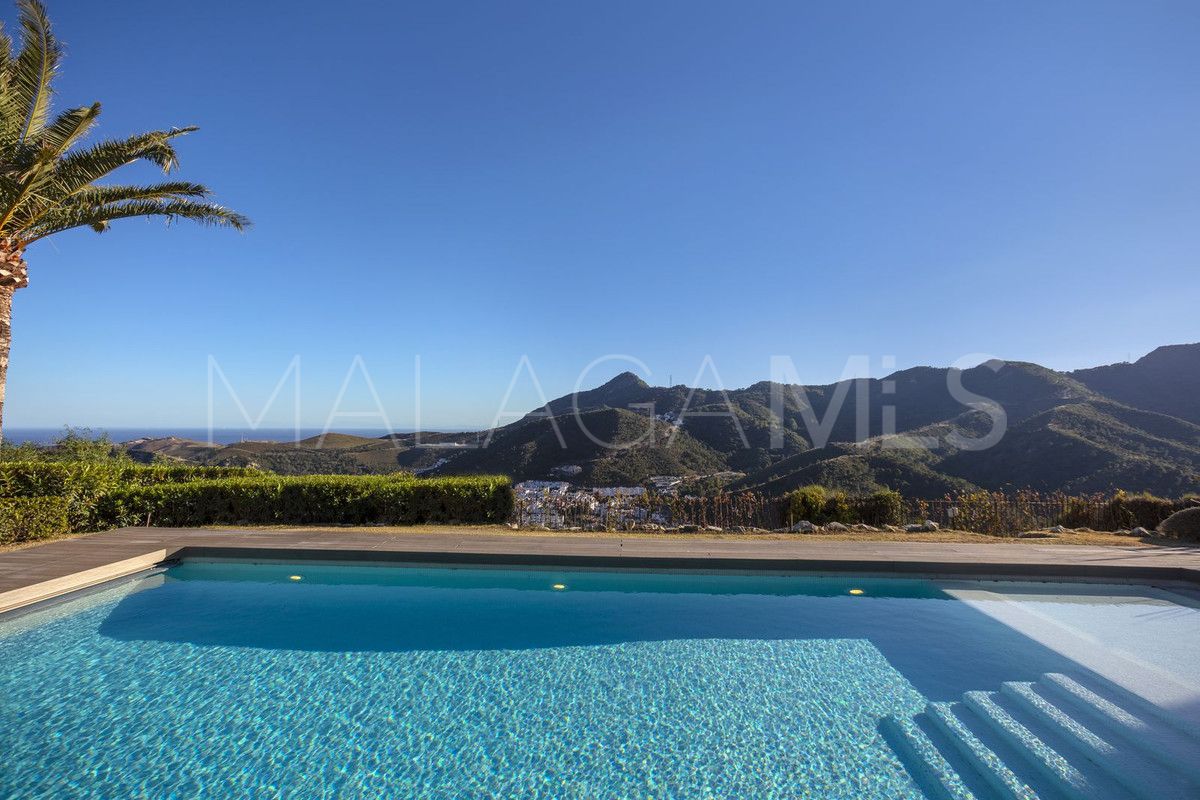 Villa for sale in La Zagaleta