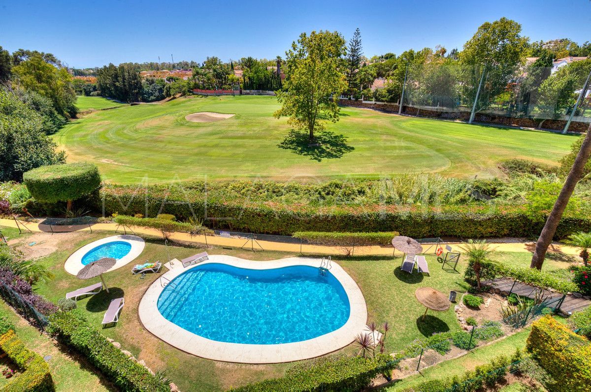 Lägenhet for sale in Guadalmina Alta