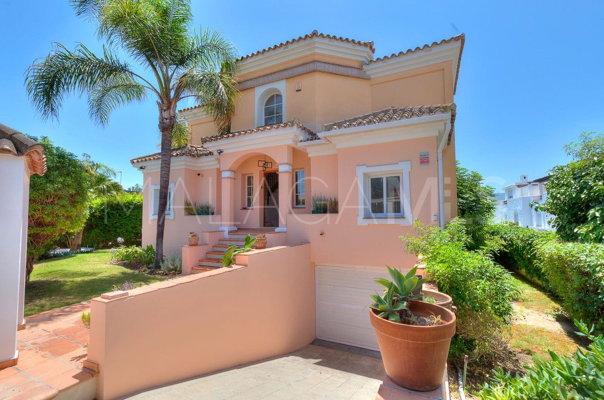 San Pedro de Alcantara, villa for sale