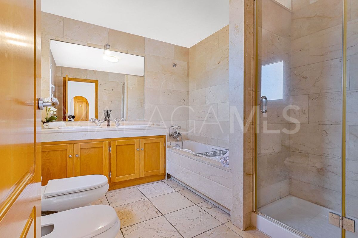 San Pedro de Alcantara, villa for sale