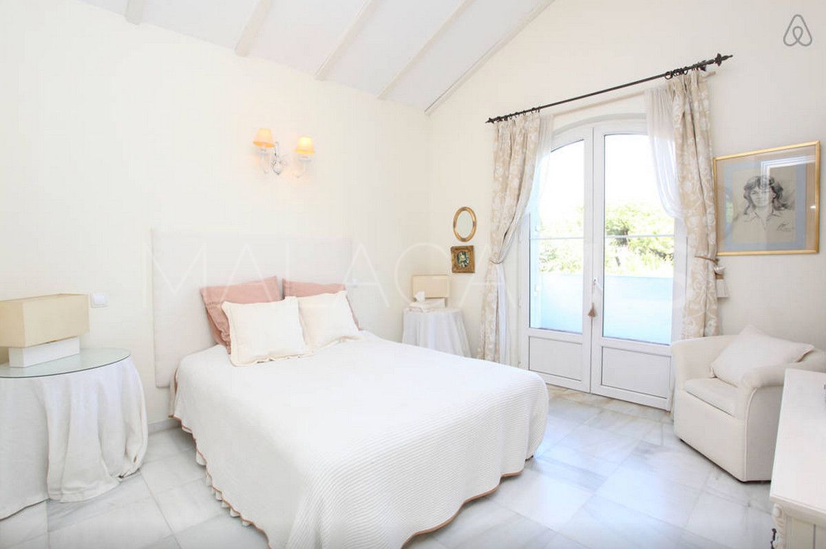 Villa for sale in Guadalmina Alta