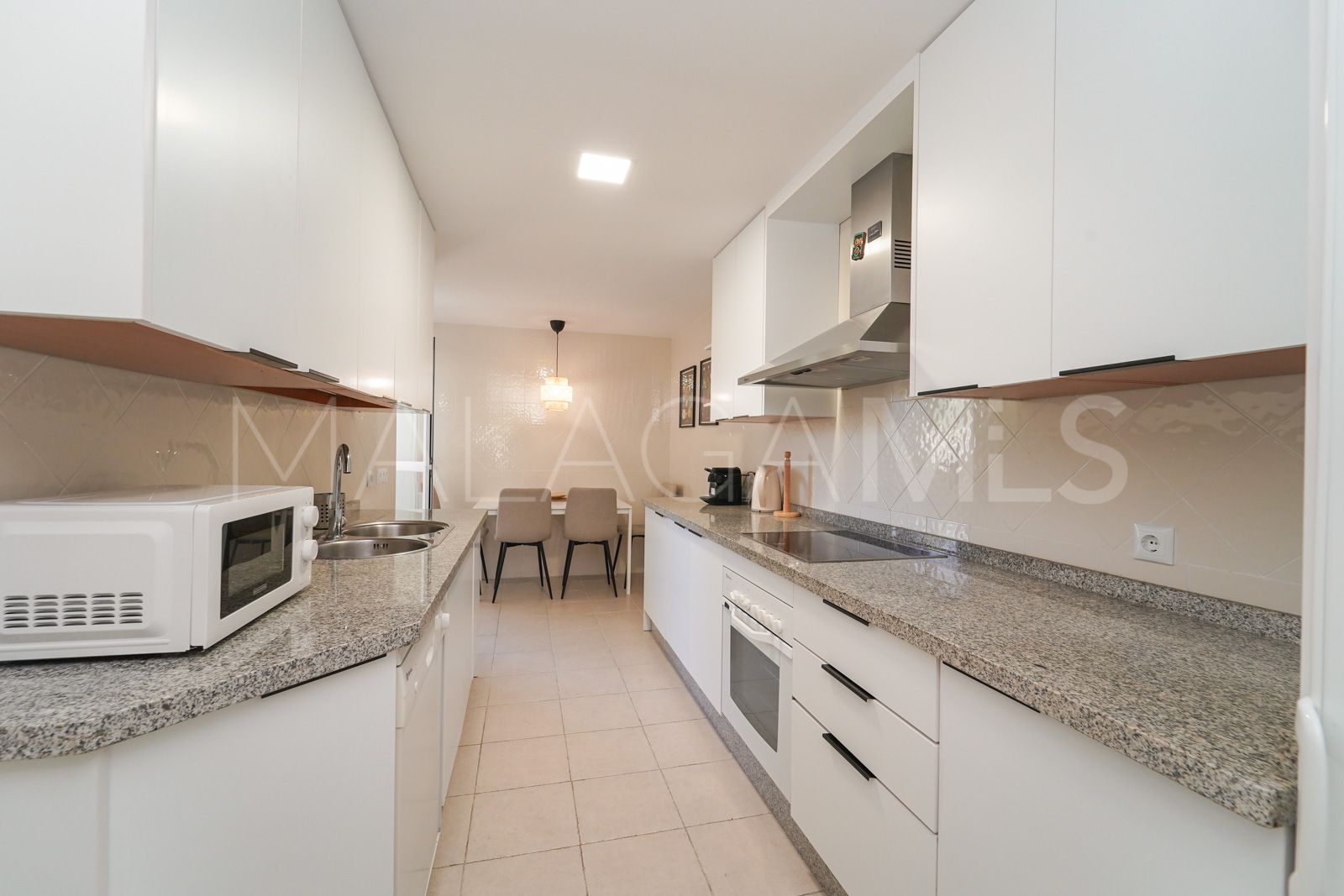 Lägenhet for sale in Elviria