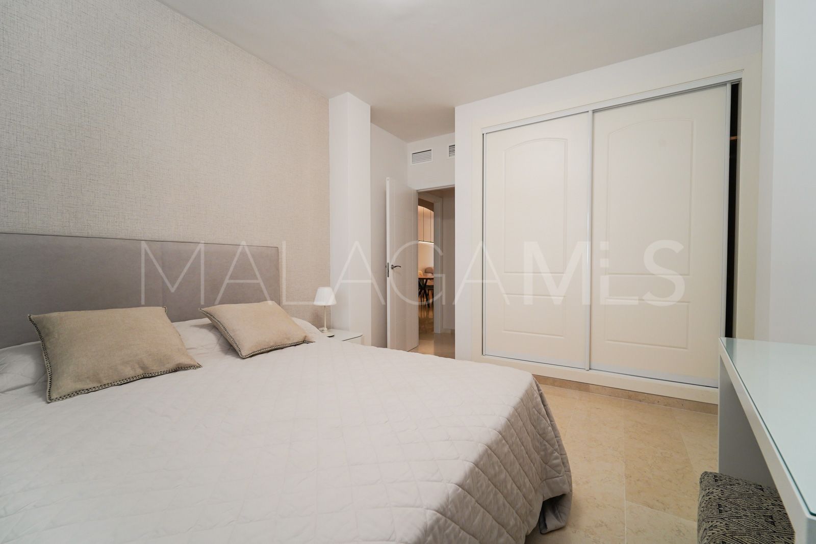 Lägenhet for sale in Elviria