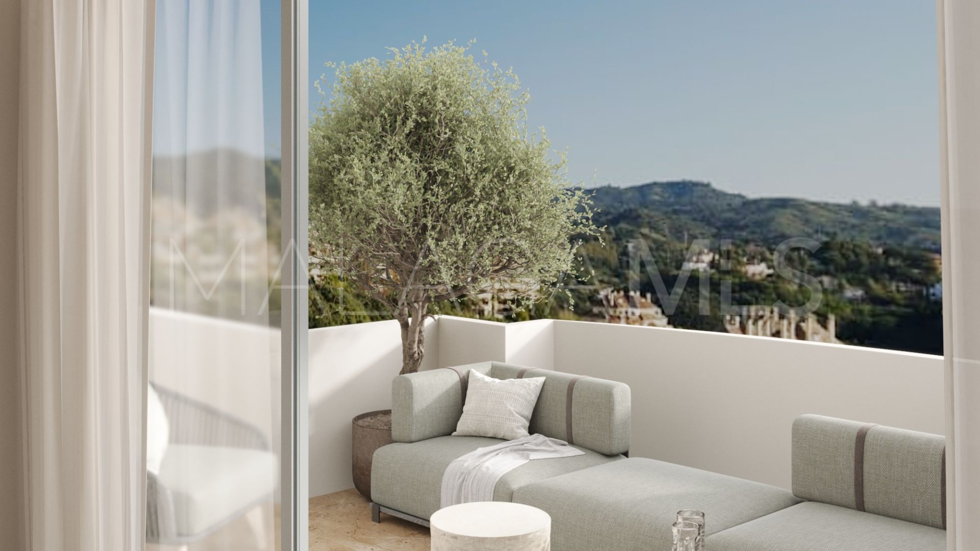 Duplex penthouse for sale in Elviria Hills